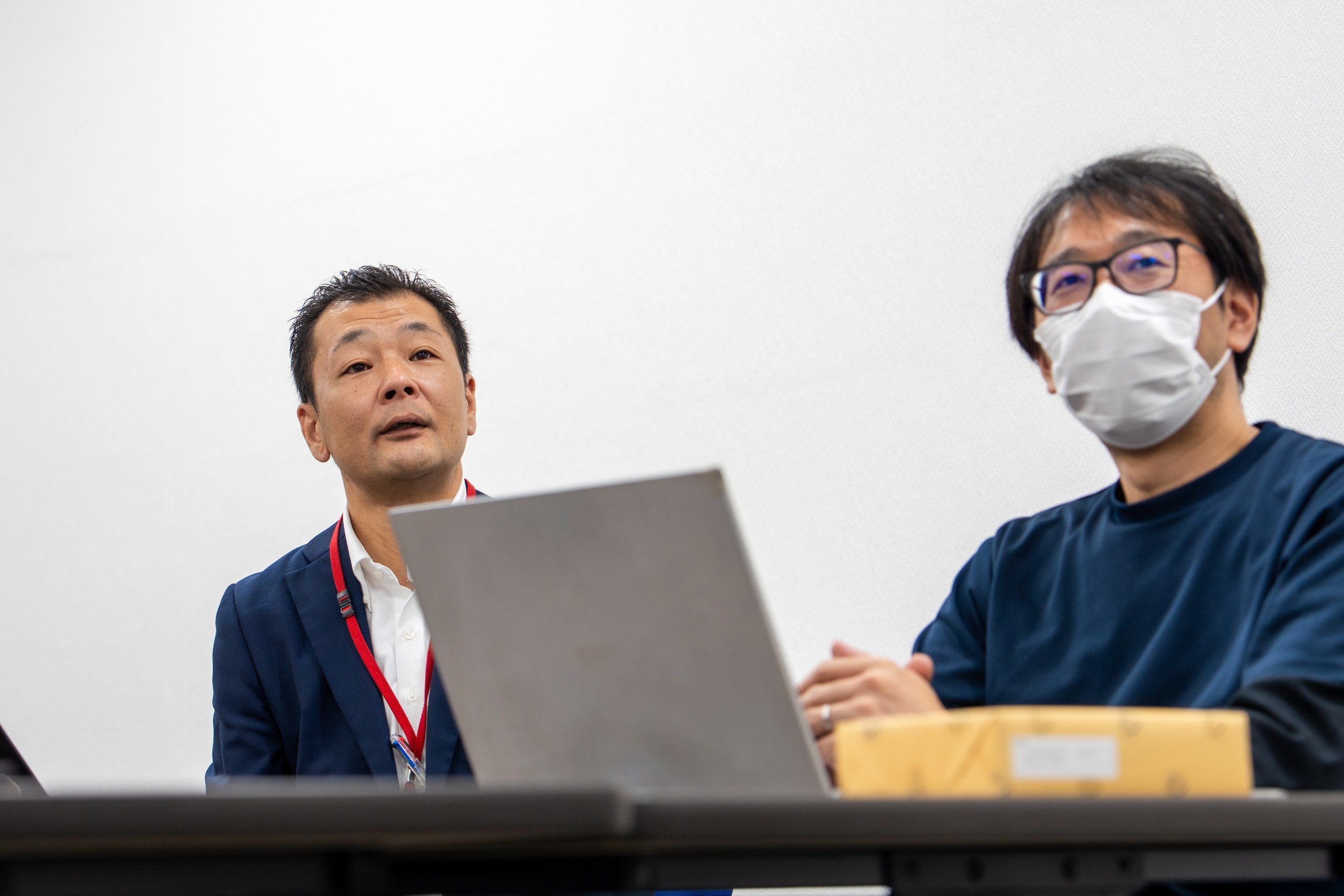 fineplus_03 インタビューに答える株式会社ファインプラスの横田様と吉田様